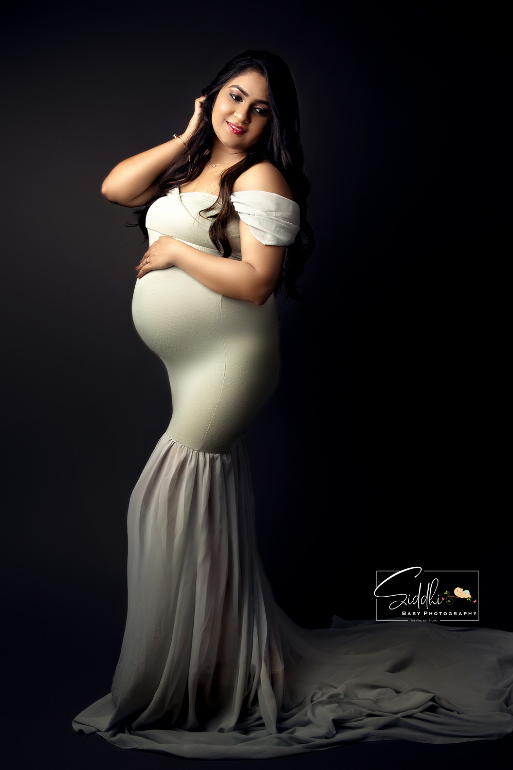 Maternity Studio Shoot - Siddhi Baby Photography